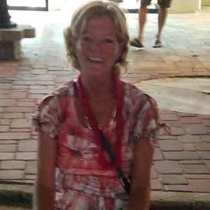 Meet your Posher, Janet